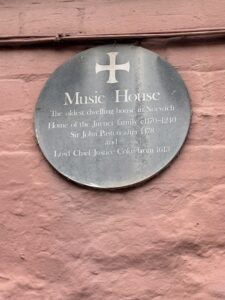 Music house plaque